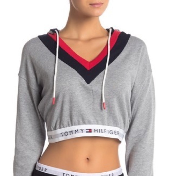 hilfiger cropped hoodie